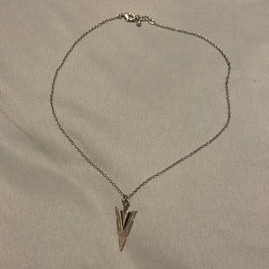 Arrow necklace